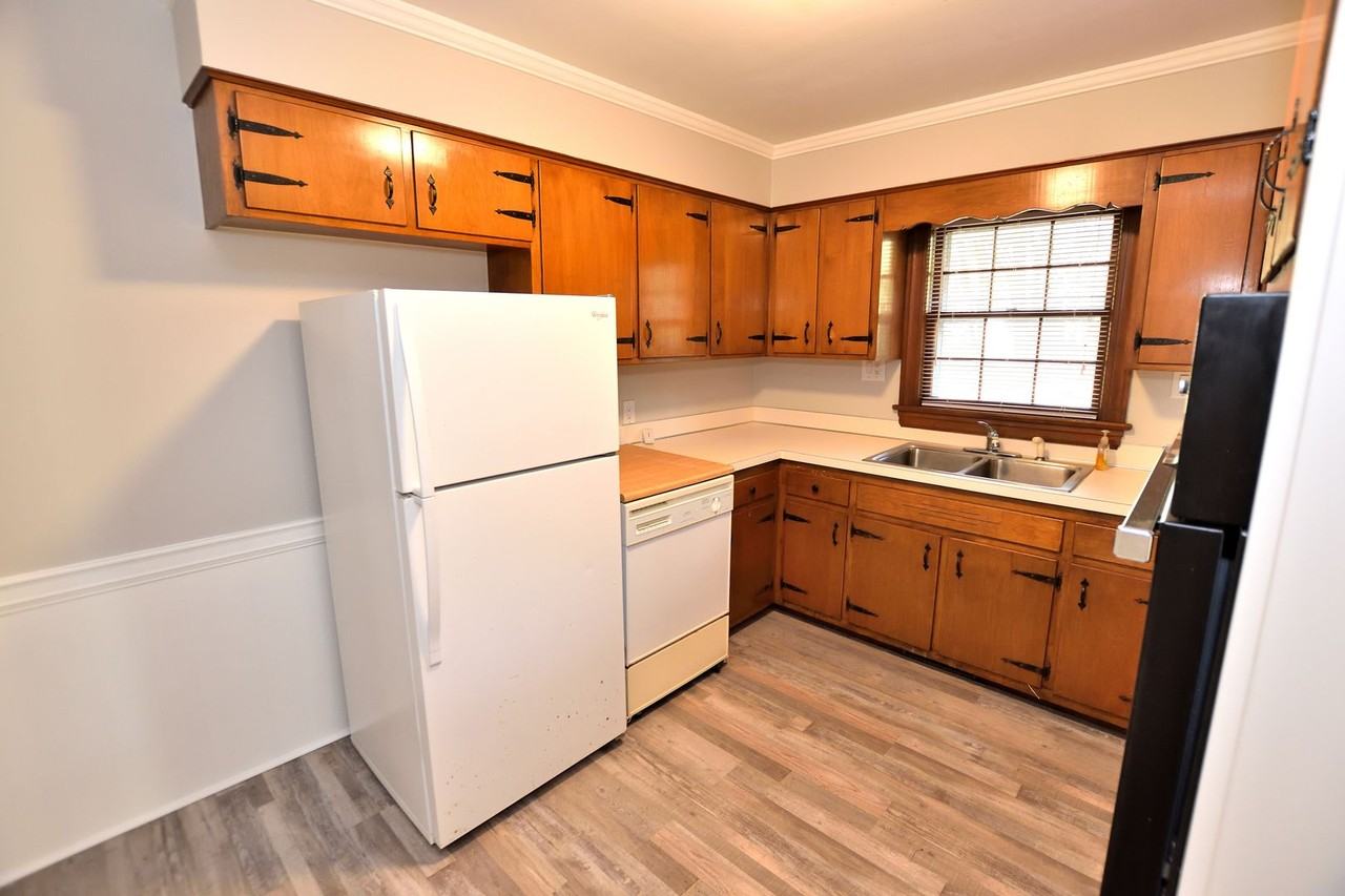 708 Cedarbrook Dr - Photo 6 of 18