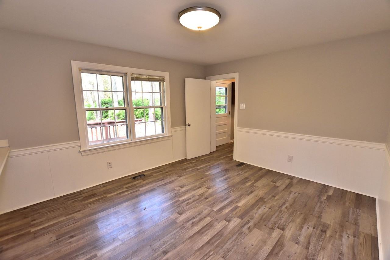 708 Cedarbrook Dr - Photo 7 of 18