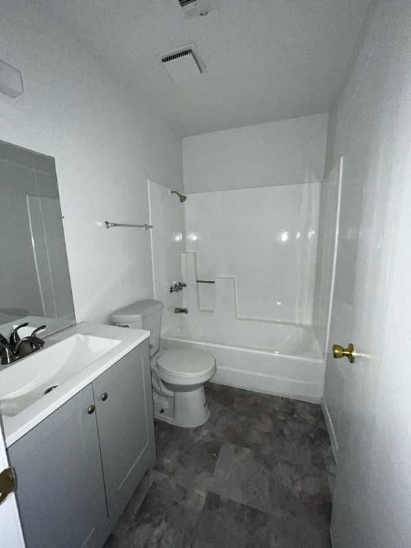 3300 Civic Center Dr - Photo 5 of 9