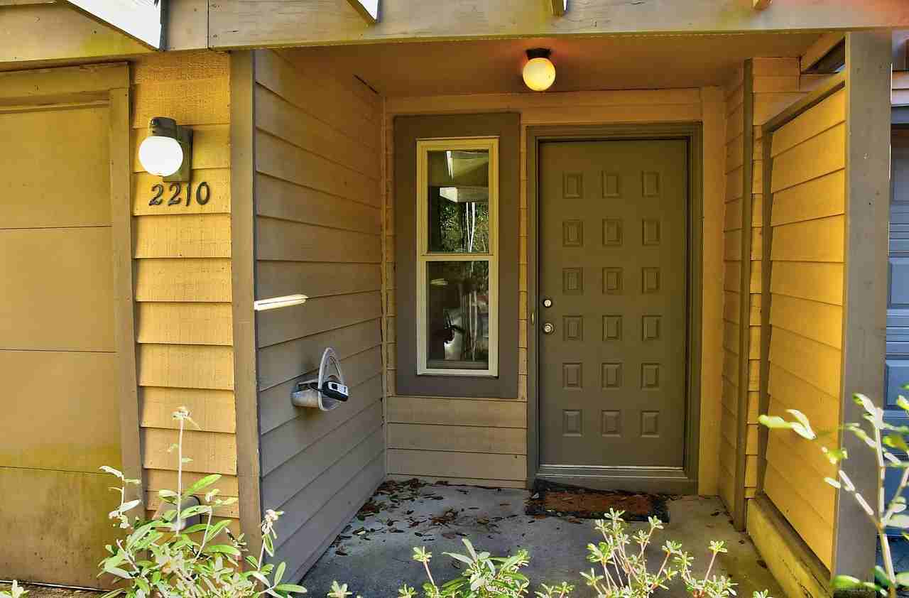 2210 Wood Ibis Way - Photo 2 of 38