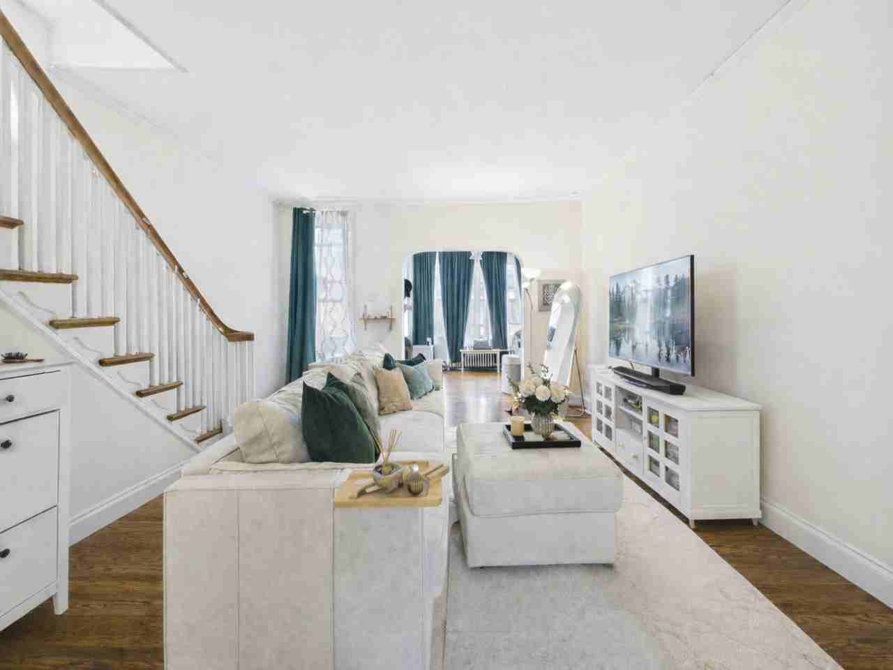 510 S Melville St - Photo 4 of 25