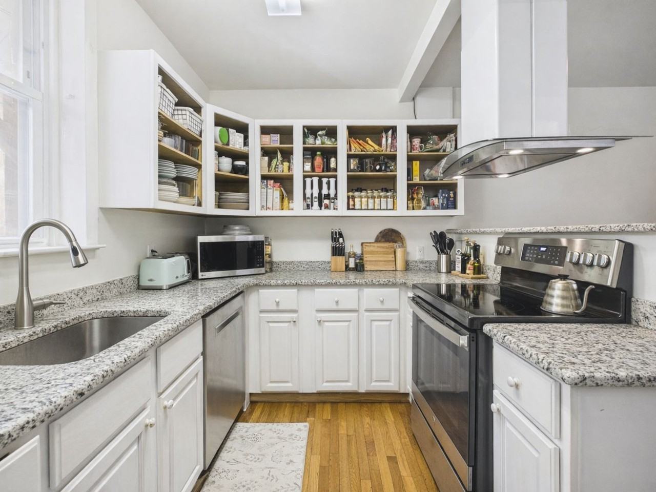 510 S Melville St - Photo 7 of 25