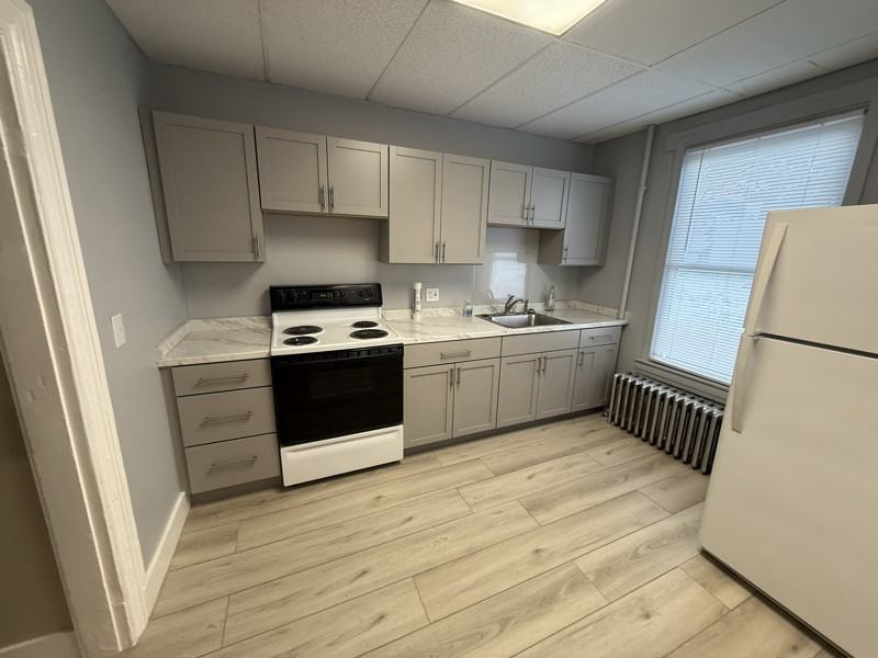 762 Main St #1 - Photo 5 of 13