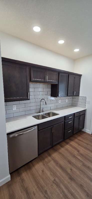 1235 Perry St #B - Photo 3 of 9