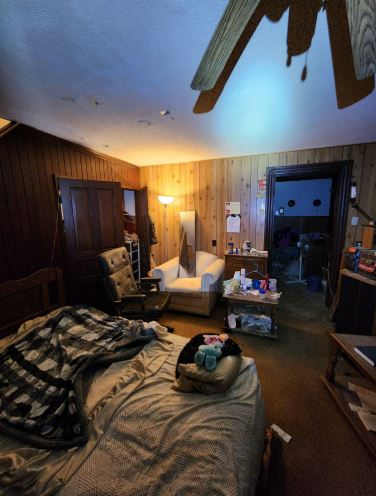 719 Thrush Ave - Photo 7 of 10