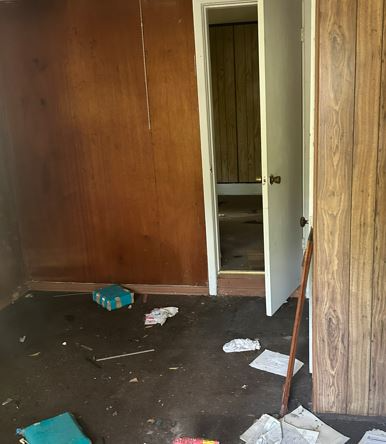 1009 Ernest St - Photo 5 of 6