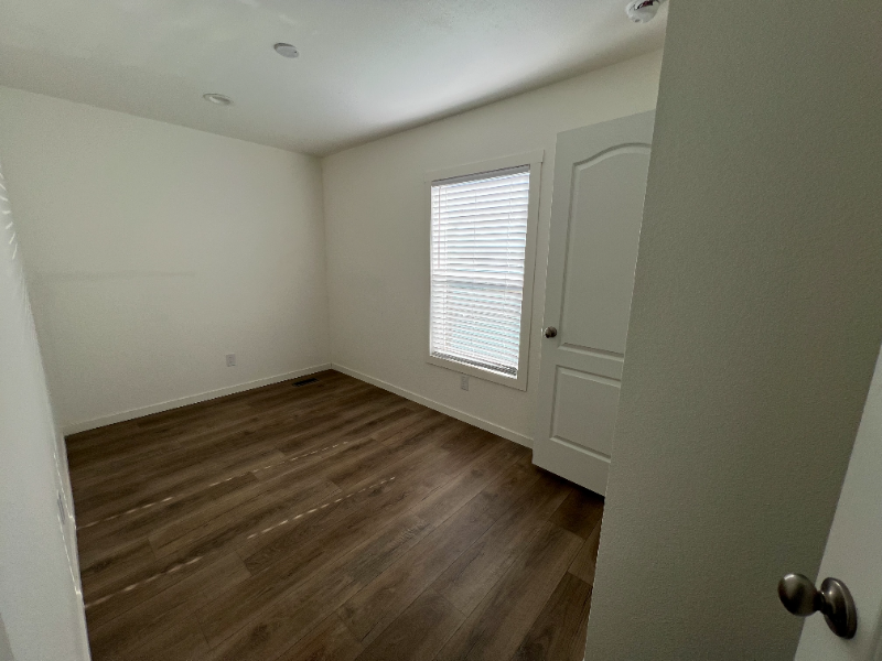 2000 E Frontier Ave #32 - Photo 6 of 10