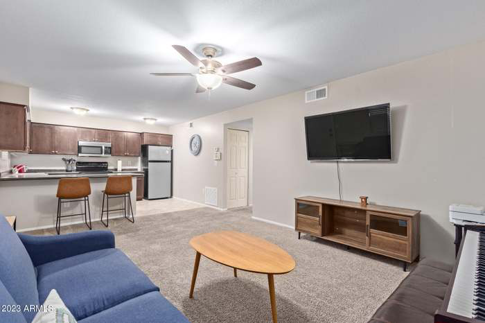 1014 E Spence Ave #107 - Photo 7 of 39