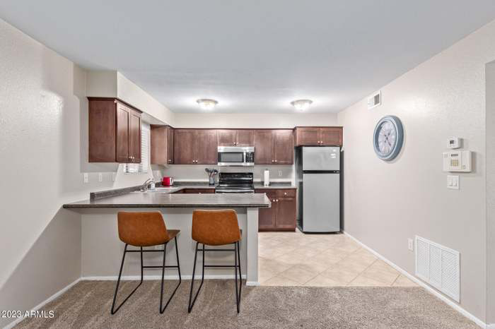 1014 E Spence Ave #107