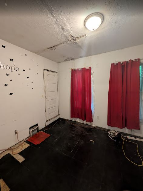 1531 S Lydia Ave - Photo 5 of 6