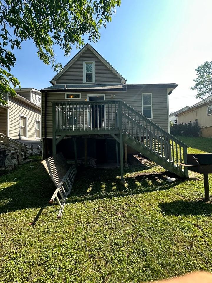 336 Lagro Ave - Photo 4 of 11