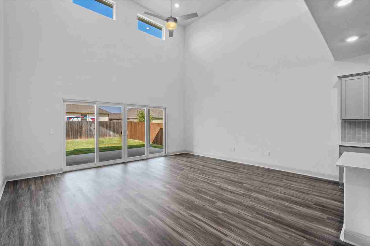 16508 Coratina - Photo 7 of 33