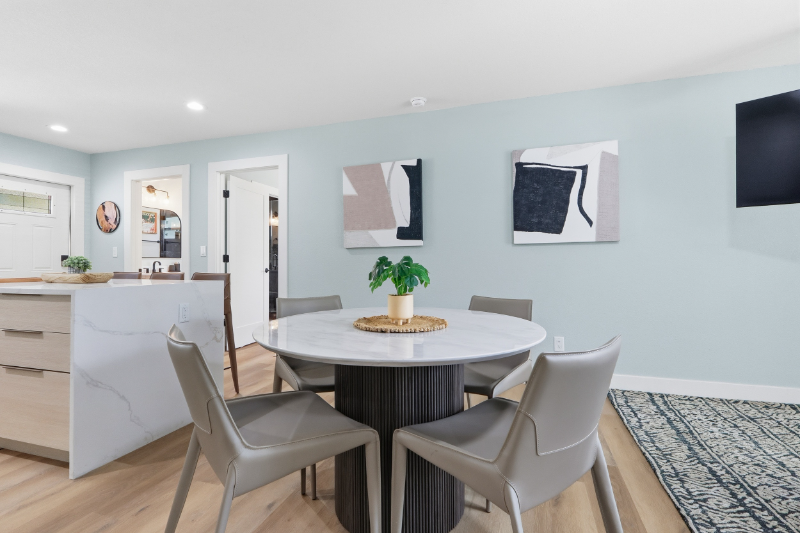 2751 Sydelle St - Photo 3 of 20