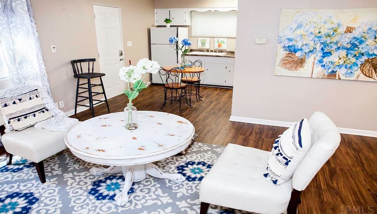 1916 W White River Blvd - Photo 2 of 8