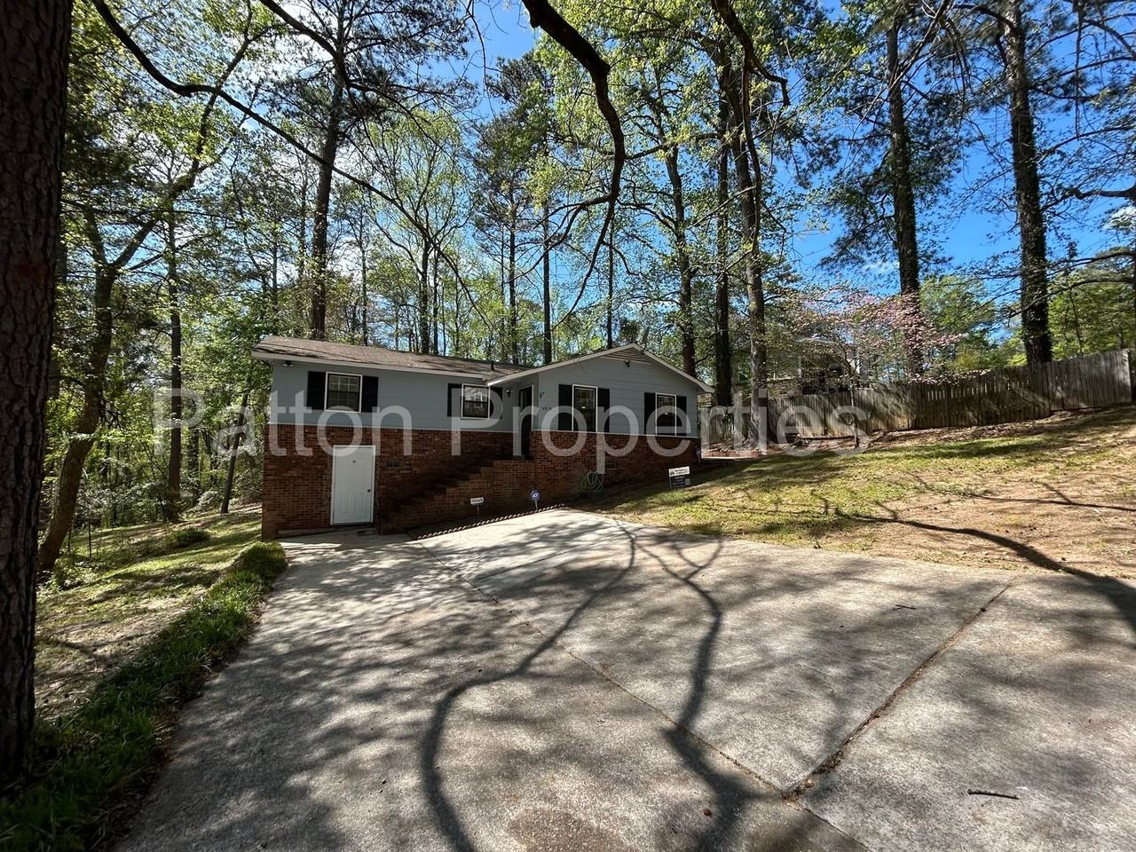 4919 Baine St - Photo 2 of 16