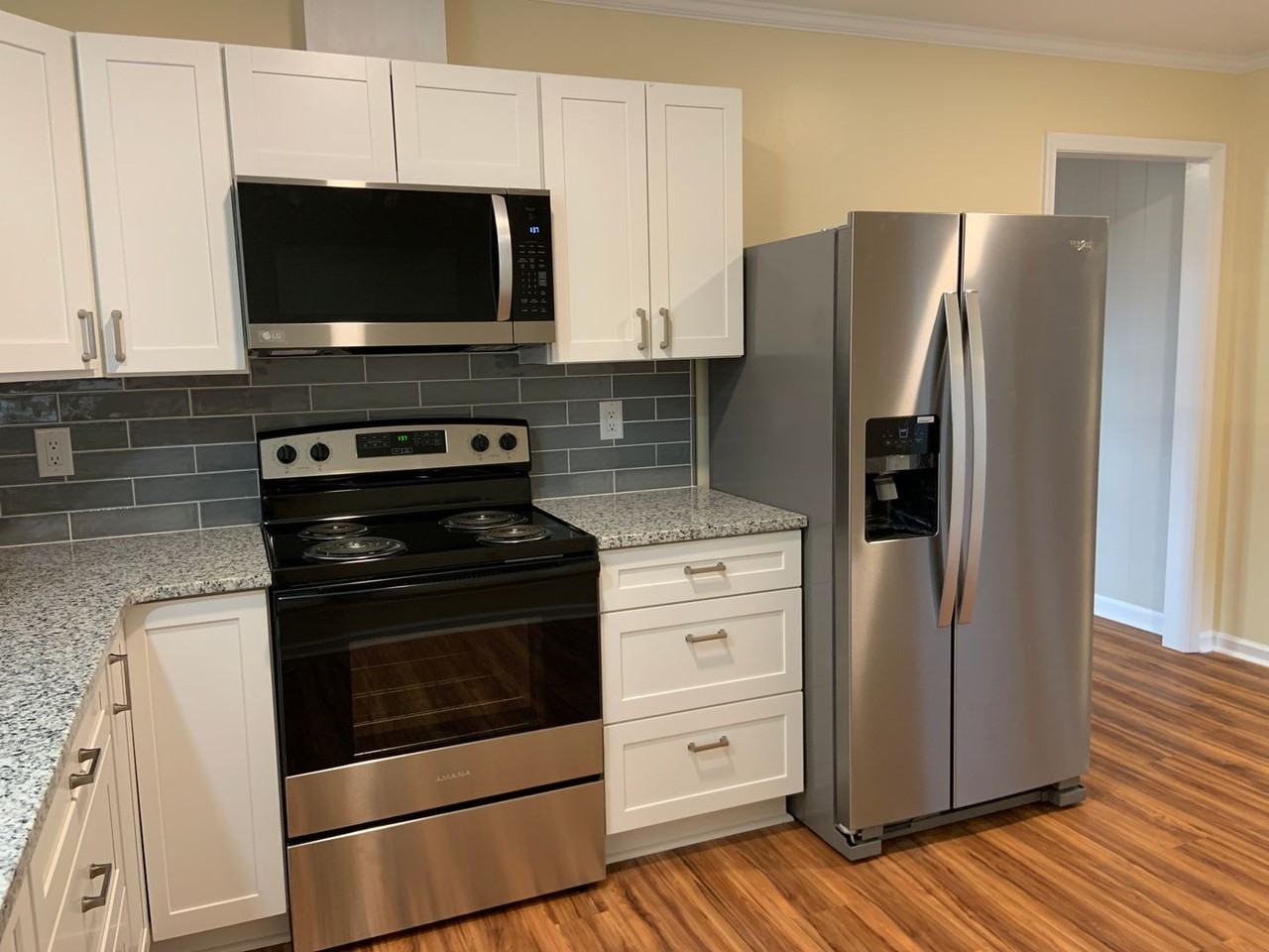 4811 Ferncrest Dr - Photo 7 of 16