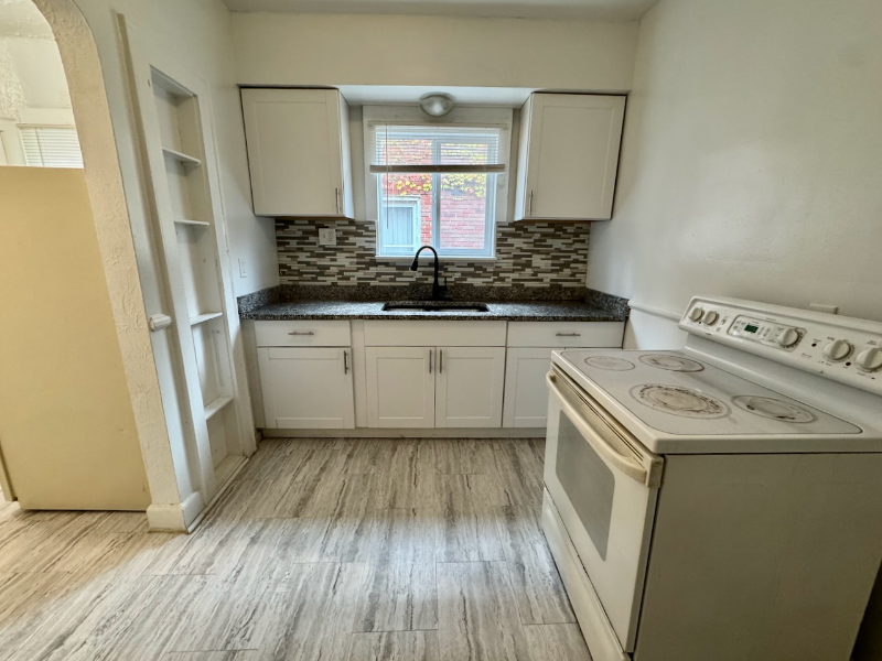 17150 Santa Rosa Dr - Photo 3 of 14