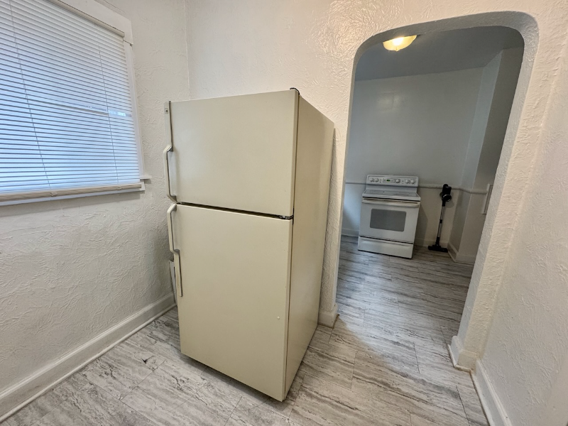 17150 Santa Rosa Dr - Photo 4 of 14