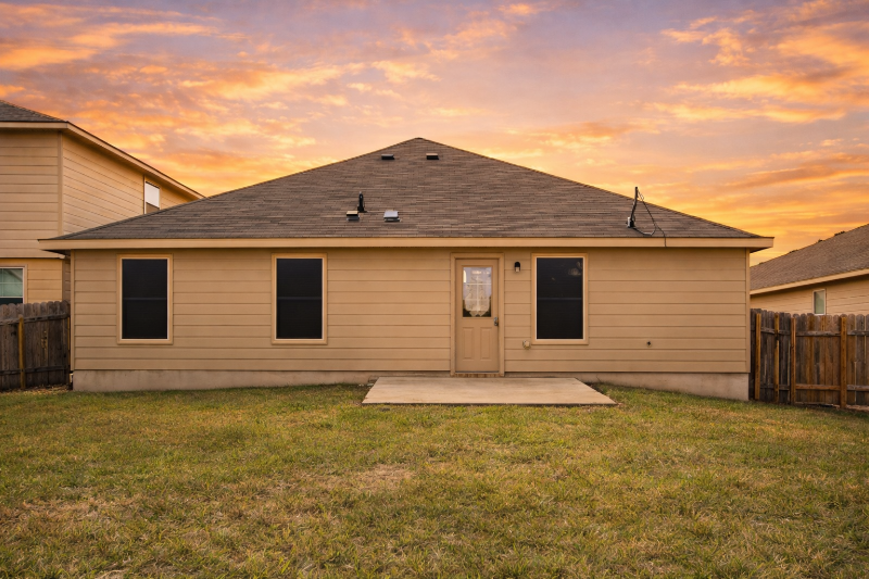 619 Starlight Dr - Photo 2 of 20