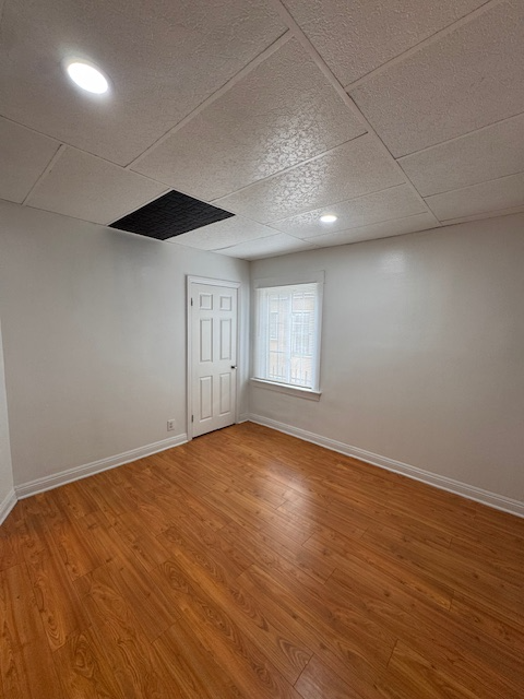 1434 W 22nd St - Photo 5 of 7