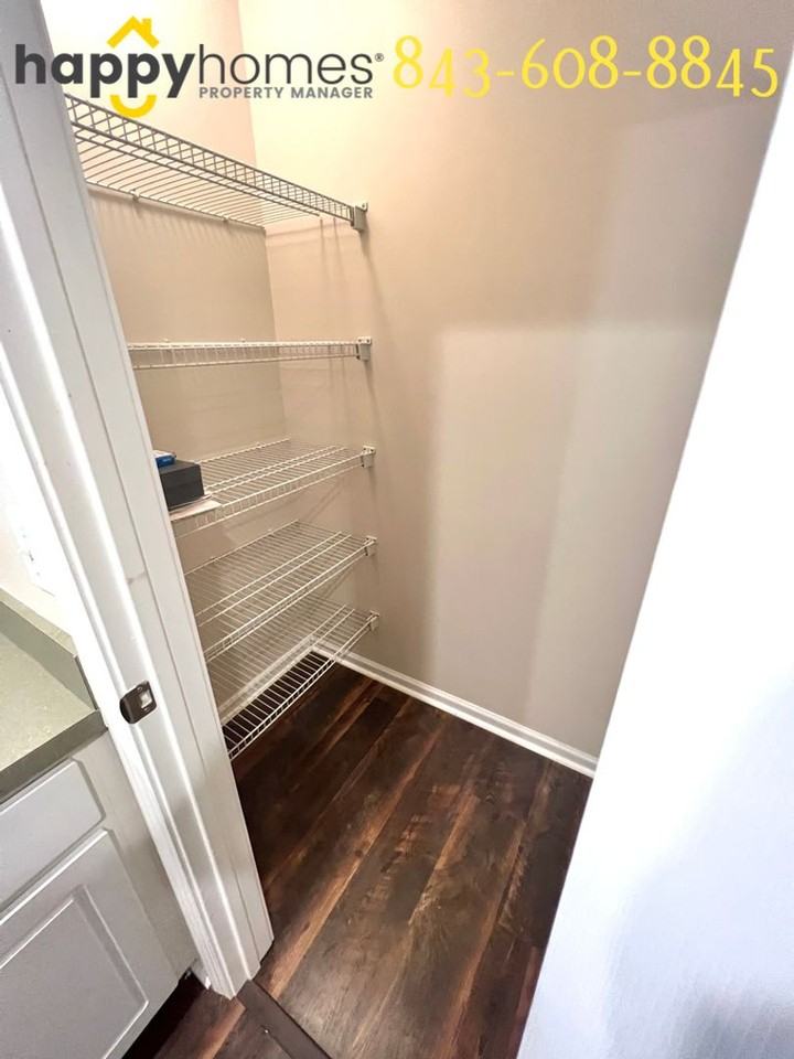 205 Jackson St - Photo 6 of 22