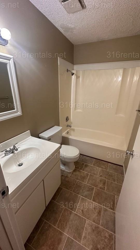 6716 W Par Ln - Photo 3 of 14