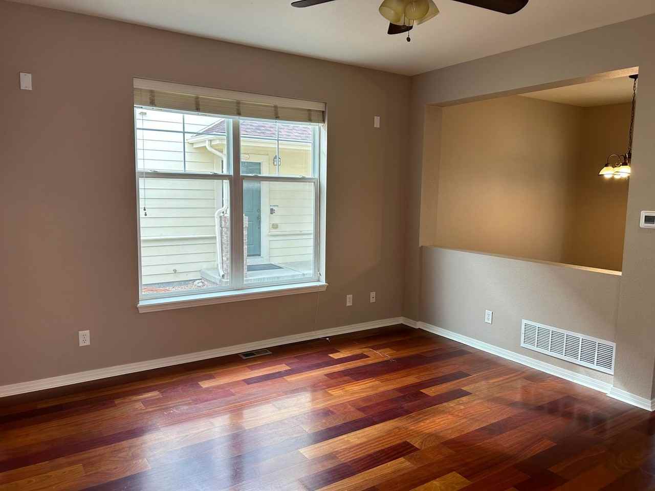 2533 Rock Creek Dr - Photo 3 of 19