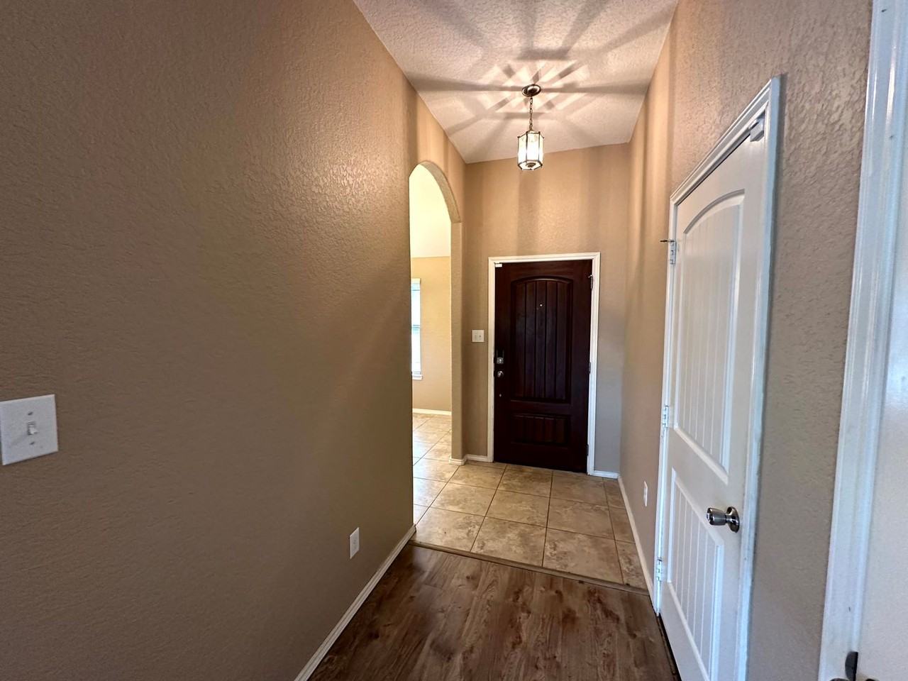 3327 Candlemoon Dr - Photo 3 of 19