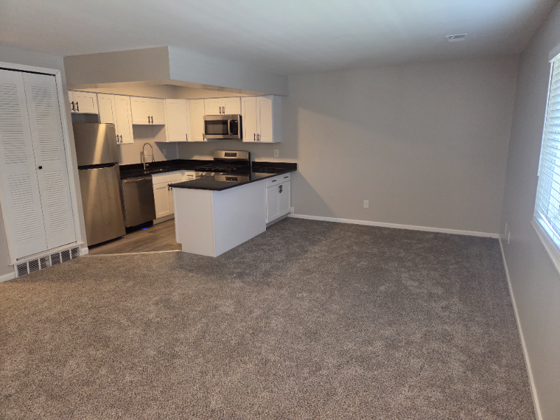 34711 Jefferson Ave #5 - Photo 3 of 13