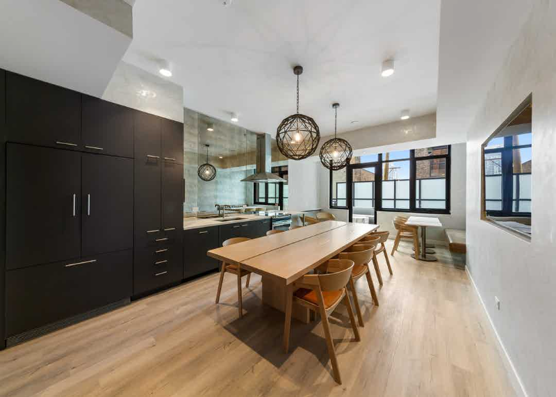 800 N Wells St #422 - Photo 3 of 10