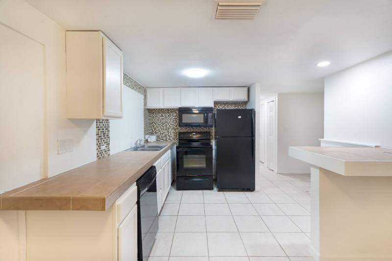 7407 Duke Dr #1 - Photo 6 of 7