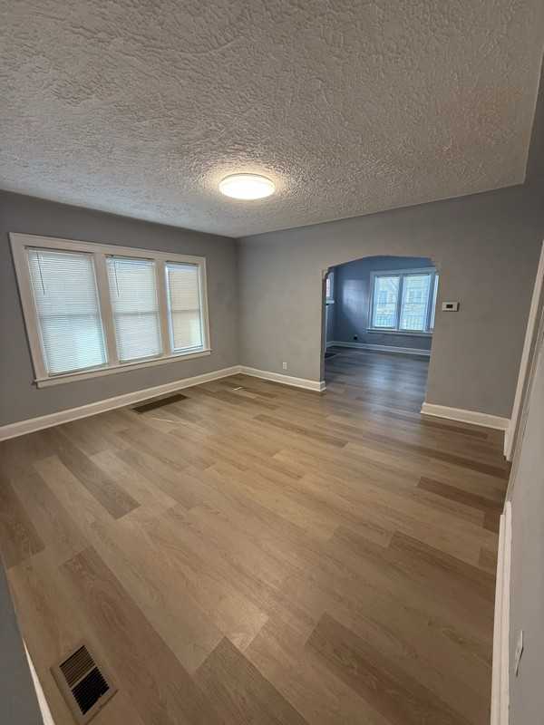 16595 Washburn St - Photo 3 of 10