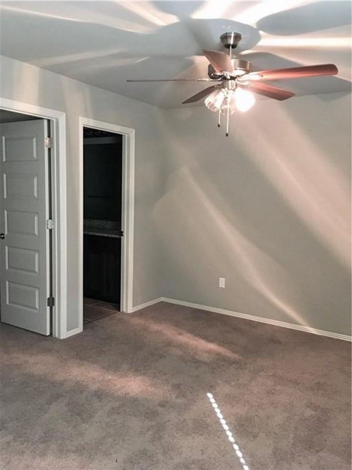 504 W Weymouth - Photo 5 of 6