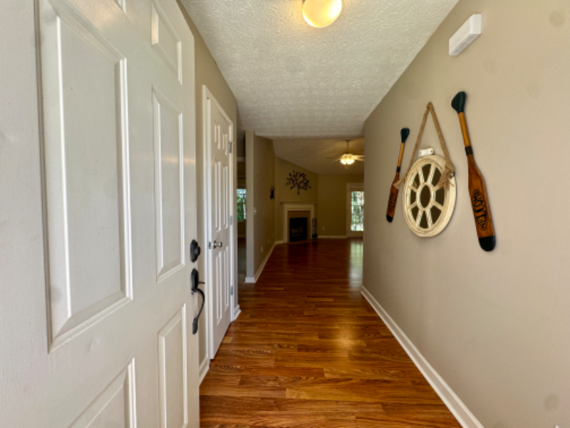 350 Bee Rd - Photo 2 of 20