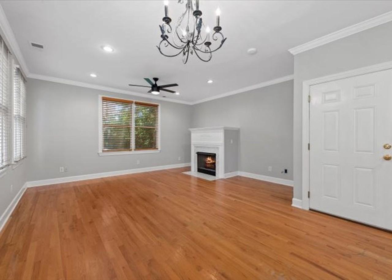 11 Kirkland Ln - Photo 4 of 23