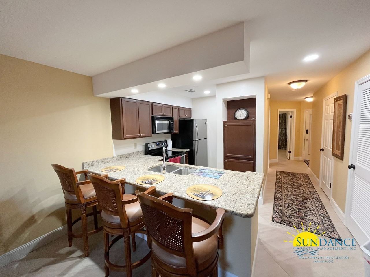 207 Southlake Ct - Photo 3 of 13