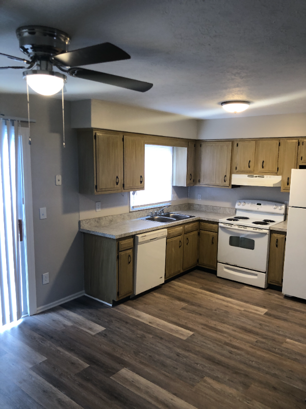 1120 Sunford Ave Se #1120 - Photo 2 of 4