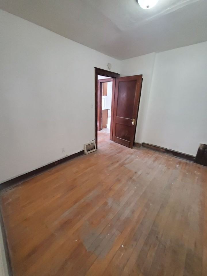 2137 N 47th St - Photo 2 of 9