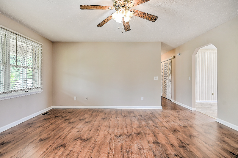 5524 Carters Valley Rd #A - Photo 2 of 13