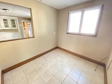 835 1st St Sw #2 - Photo 7 of 12