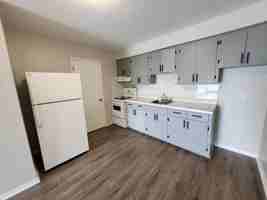 featured image of 37 Dobbin St #13