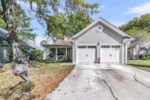 featured image of 2045 Arundel Pl