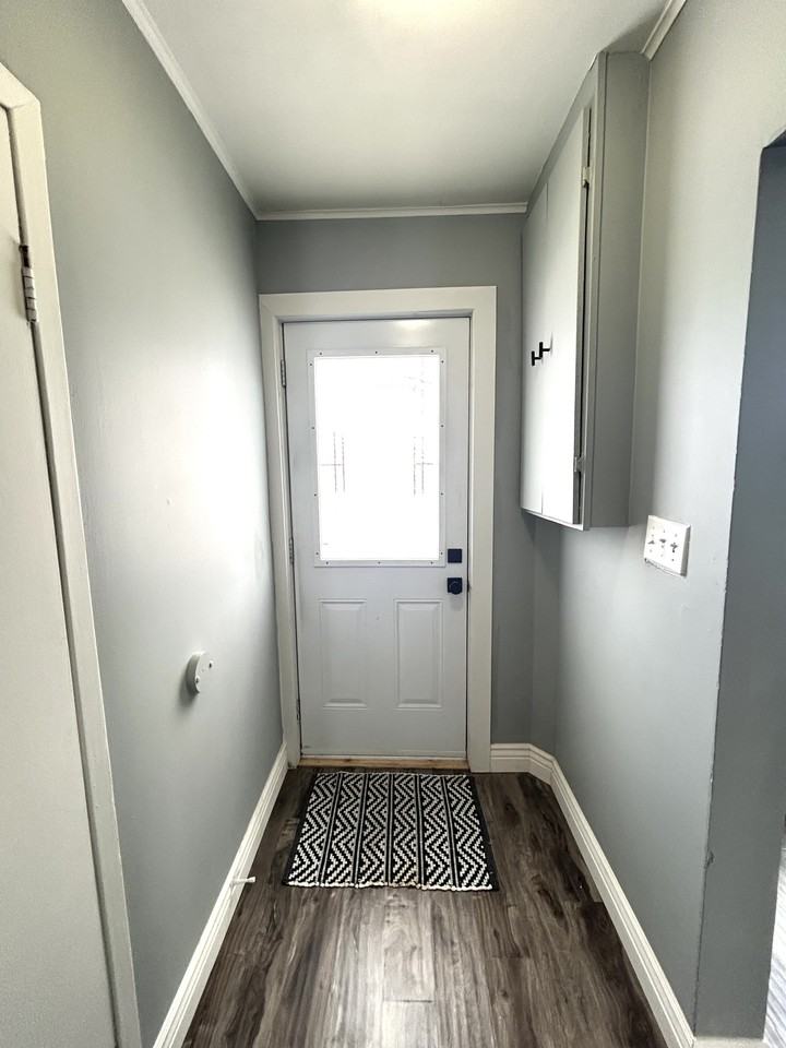 365 Portugal Cove Pl #1 - Photo 2 of 8