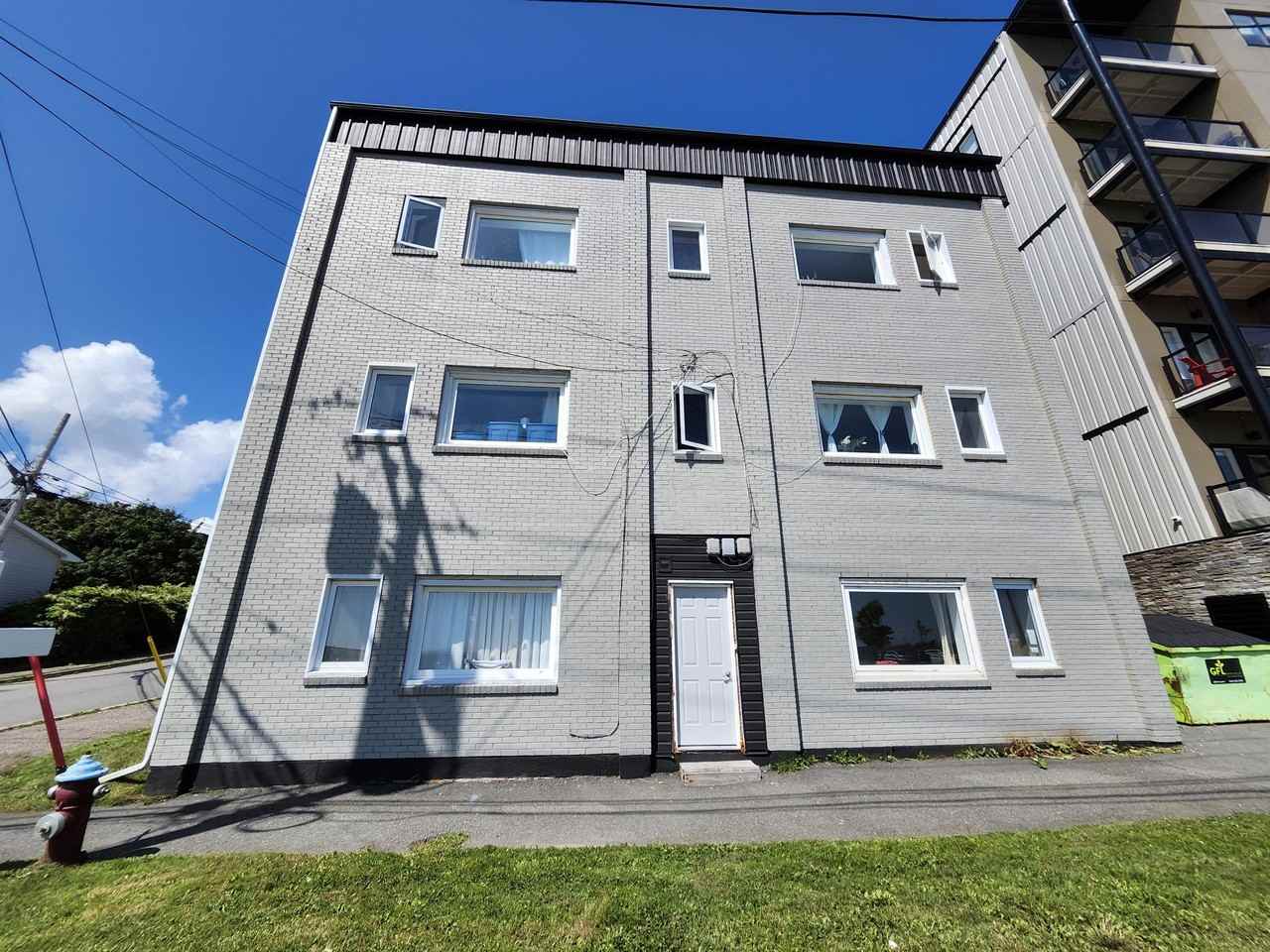 210 Canterbury St #5