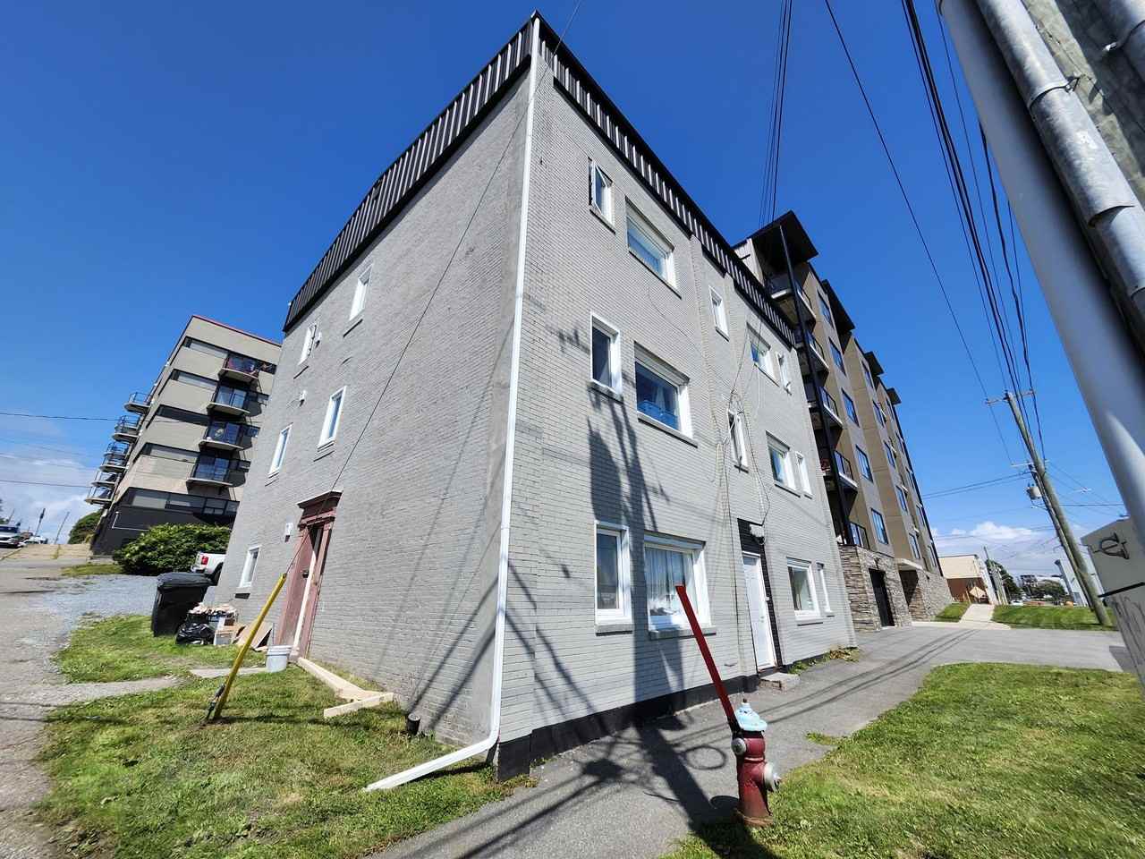 210 Canterbury St #5 - Photo 2 of 14