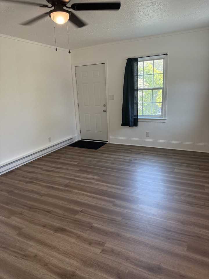 1701 Newark Ave #1 - Photo 5 of 7