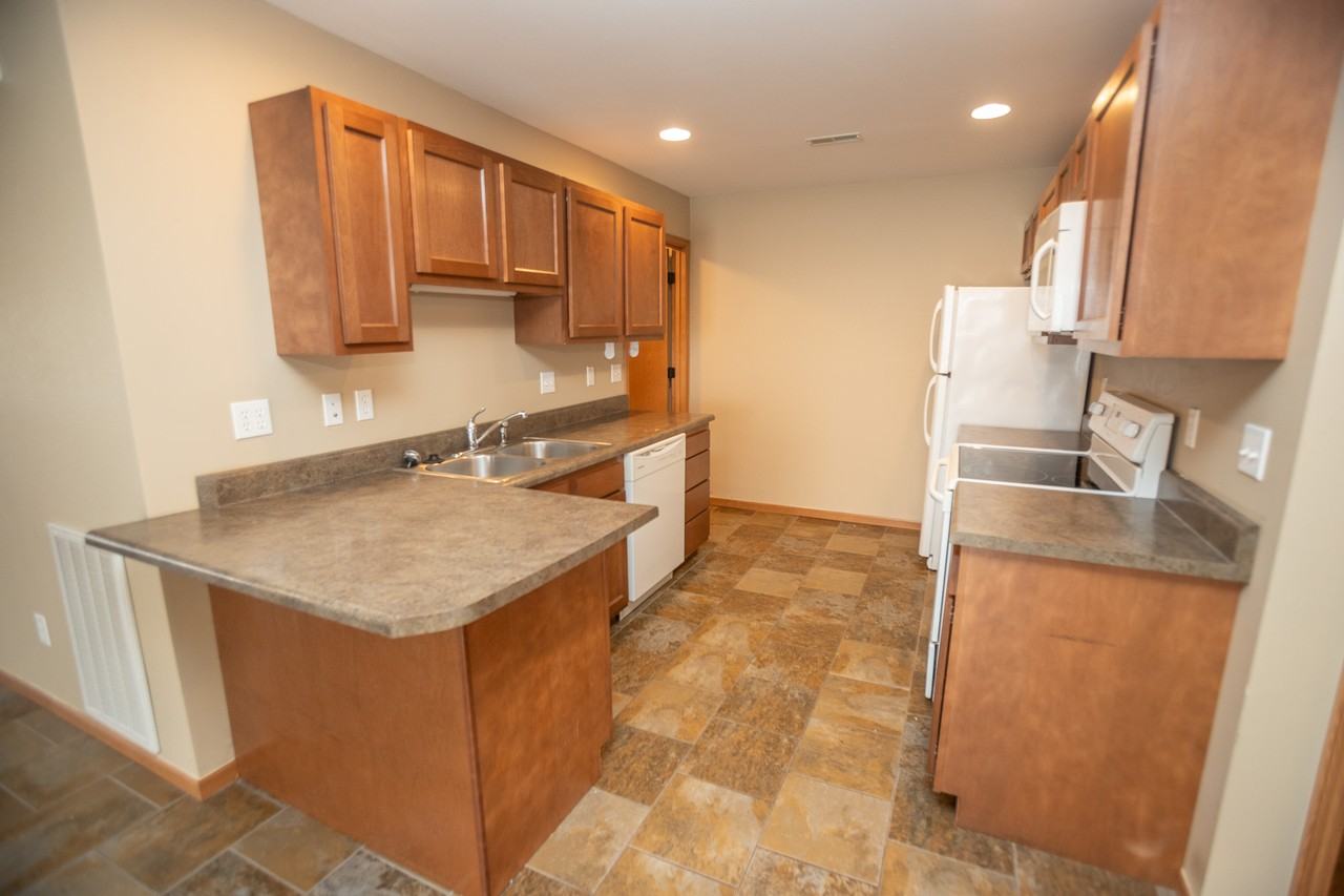 145 Rief Ct #A - Photo 3 of 19