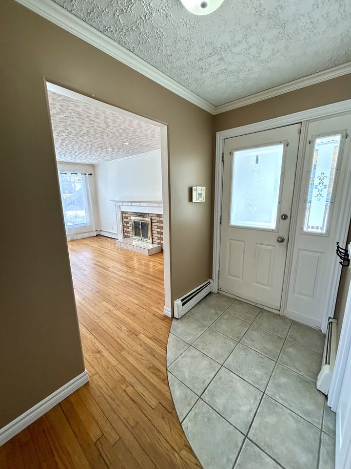 15 Hennebury Pl #MAIN - Photo 3 of 18