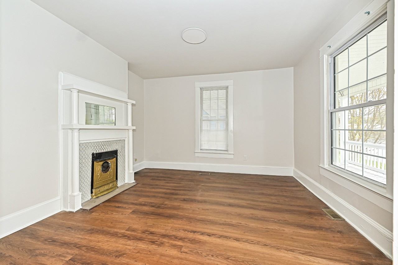 1208 S Salisbury Ave #1 - Photo 3 of 21