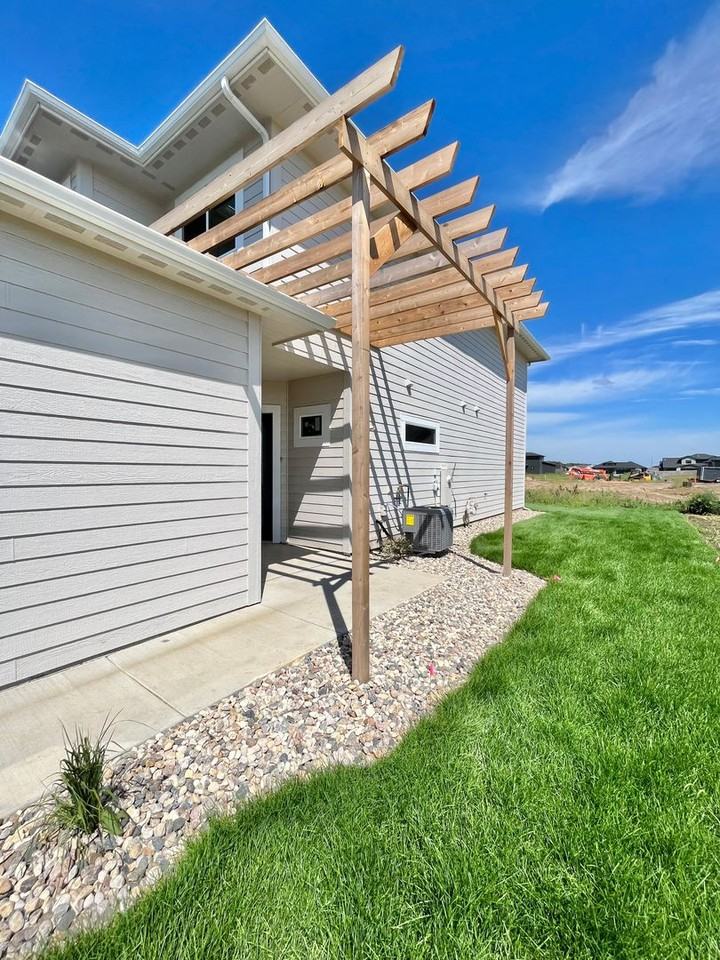 5506 W Liberator Cir - Photo 3 of 30